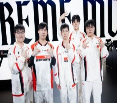 LPL發(fā)布TES賽后返圖：凝心共進(jìn)，并肩向前