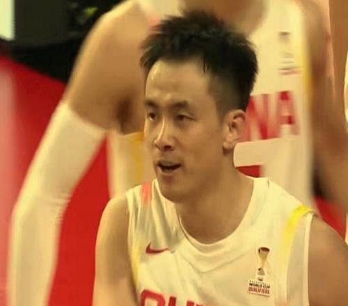 恭喜中國男籃11分大逆轉擊敗省隊收獲兩連勝！趙繼偉13+3穩定軍心