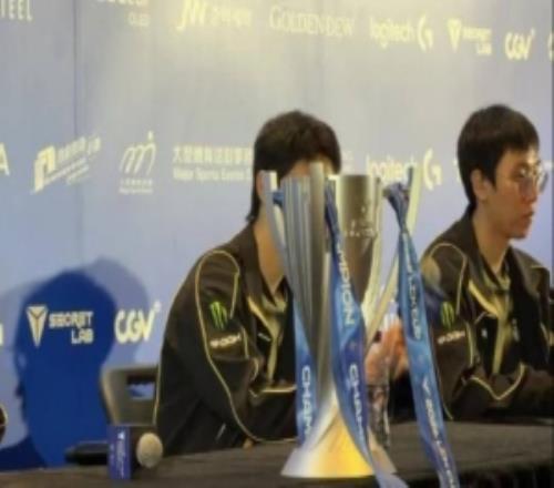 其他賽事能全勝嗎Chovy：怎么說呢，可能做得到也可能做不到