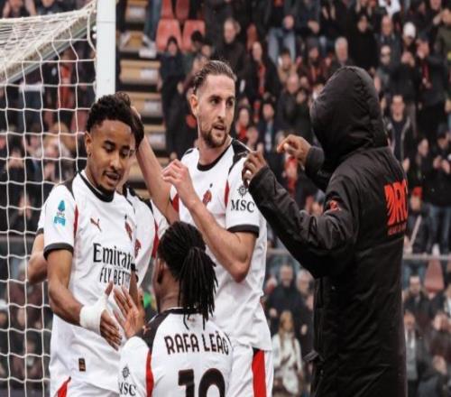 絕殺穩(wěn)住10分差距，米蘭進(jìn)入德比生死時(shí)刻