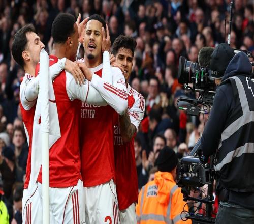 阿爾特塔締造32年神跡，賴斯禁區(qū)手球被忽視，讓人不敢相信