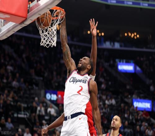 繼續(xù)北伐！小卡復(fù)出23+3+5刷新紀(jì)錄！打爆鵜鶘，快船鋒線兩大奇兵