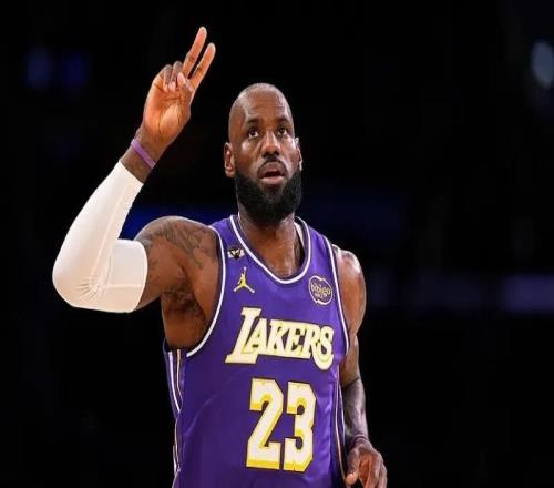 湖人大勝國王！東詹合砍52分，三配角齊貢獻，艾頓依然黃油手！