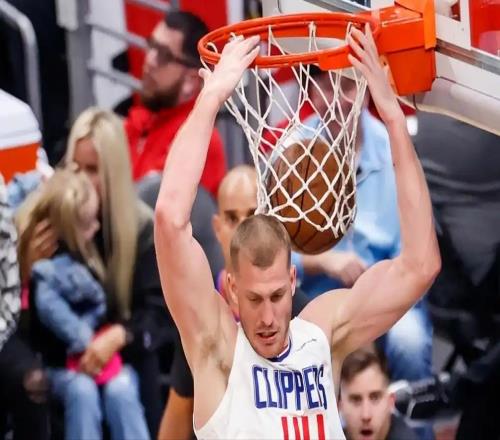 一夜官宣3簽1裁：馬刺簽約21籃板9助攻妖塔，25+10控衛簽約步行者