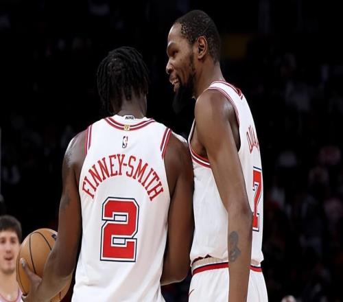 差到不能更差的表現(xiàn)！火箭鋒線新援竟然還能夠留在輪換陣容中