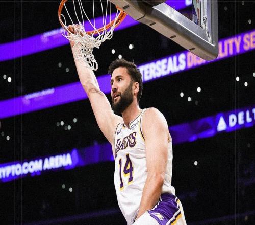 湖人24分大勝國王，詹姆斯24分5助！威少14分，湖人整體漸入佳境