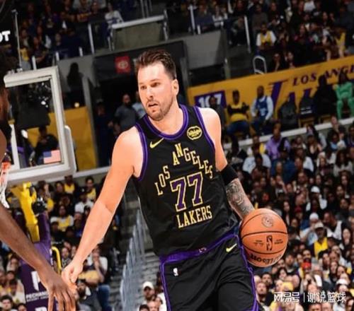 湖人大勝勇士止頹，雷帥豪言稱(chēng)球隊(duì)回到正軌，戰(zhàn)殘陣國(guó)王無(wú)懸念