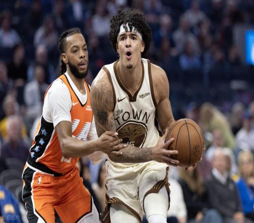 炸裂災難首秀！加蘭成笑話！17分大逆轉，小卡背靠背23+8+4創紀錄