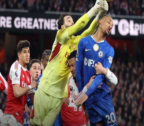 FIFA沒有計劃出臺新措施，以應(yīng)對角球時日益增多的糾纏及抱摔問題