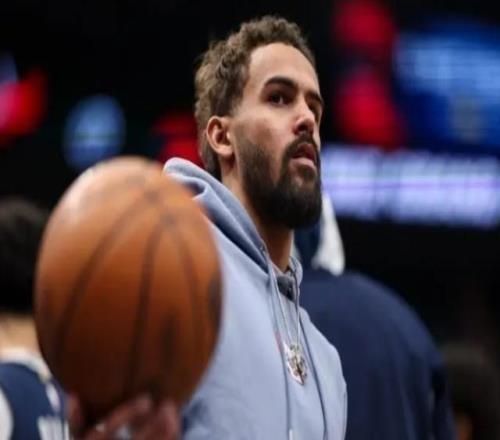 奇才計(jì)劃三年續(xù)約特雷揚(yáng)他將在本周五迎來復(fù)出