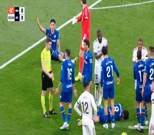 爆冷!皇馬意外落敗,西甲勁旅驚艷1擊,馬斯坦托諾失控紅牌罰下