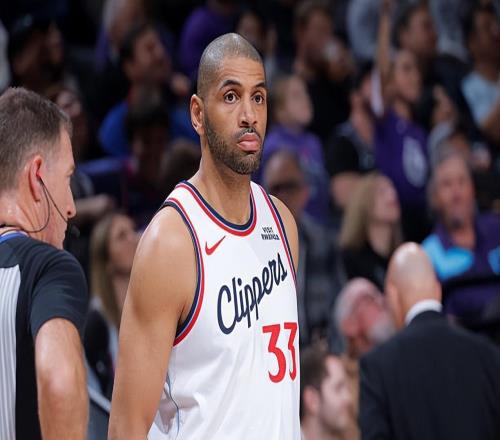 退化非常明顯，為什么快船非要讓鋒線老將留在輪換陣容中呢