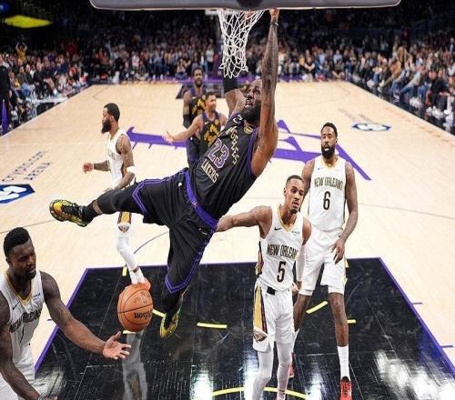 詹姆斯21分湖人110101鵜鶘