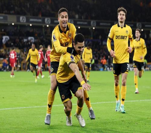 英超中資隊釀奇跡絕平阿森納+絕殺利物浦！4輪搶7分或逆襲保級