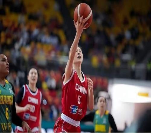 熱身賽中國女籃加時(shí)險(xiǎn)勝巴西,宮魯鳴險(xiǎn)些弄巧成拙