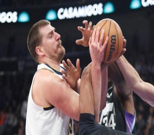 掘金末節(jié)21罰20中拒絕逆轉(zhuǎn)！約基奇第321場(chǎng)20+10+5