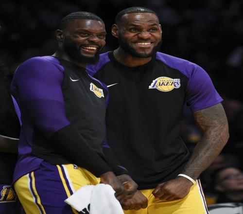 史蒂芬森稱詹姆斯專注于勝利已不再關(guān)注數(shù)據(jù)_NBA直播