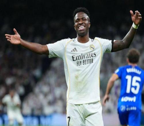 隨著皇馬01爆冷+巴薩笑納！西甲最新積分榜14名差13分馬競掉隊