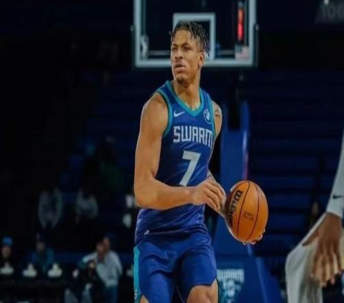 山東男籃官宣約翰遜加盟，邱彪迎來一把雙刃劍，克里斯或被邊緣化