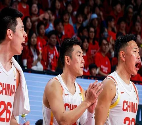 中國男籃世預(yù)賽總結(jié)：趙繼偉、胡金秋滿分，三人或無緣國家隊資格