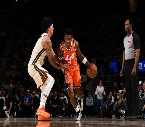 并不是長期高效的方法，快船應(yīng)該適當(dāng)減少后場(chǎng)新援的球權(quán)