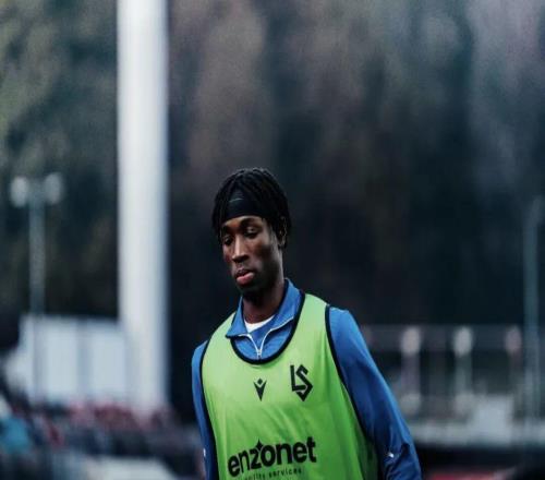 名過其實曼聯力捧新埃辛出租后卻連遭恥辱，拉爵的球隊都嫌棄他