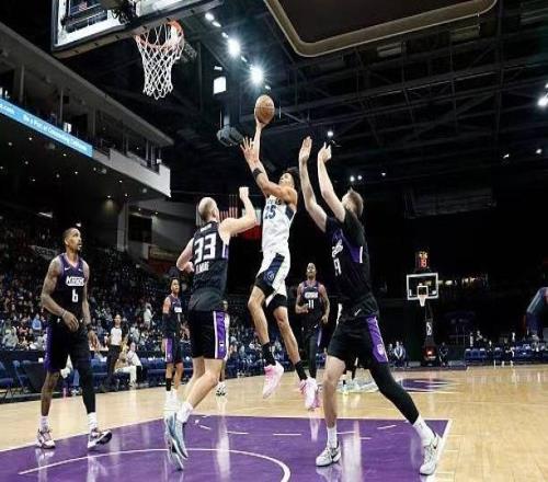 完爆了開拓者二隊，但森林狼鋒線新星還是沒有辦法得到更多機會