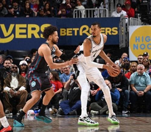 NBA最新排名！差距僅1.5場，4隊搶西部第3，勇士第8難保騎士沖第2