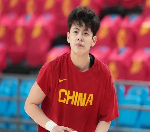 中國女籃險勝巴西，聽聽媒體專家怎么說，后衛線告急！