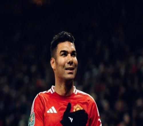 B費將功補過創隊史紀錄，十人紐卡21絕殺曼聯，卡帥不敗金身告破