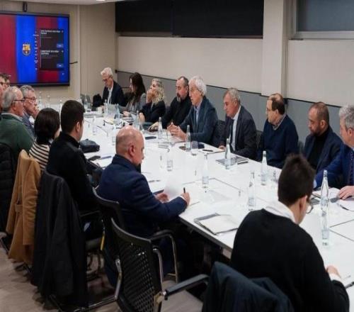 世體：今日巴薩主席正式候選人將出爐，或只有拉波爾塔與豐特