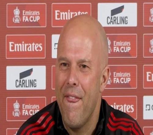 斯洛特：維爾茨可能會上場能預測新援需適應但傷病無法預測