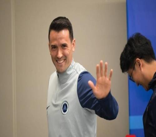 重回鳳凰山“戰舊主”！成都蓉城前隊長周定洋：這對我來說非常特別