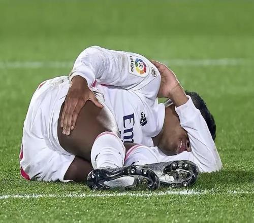 羅德里戈賽季報(bào)銷，姆巴佩傷勢不容樂觀，皇馬本賽季恐又四大皆空