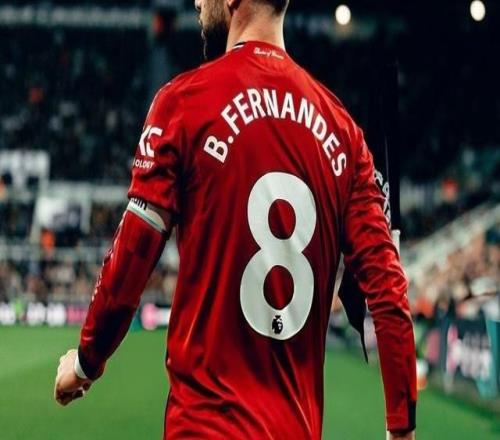 奈何紛紛吐餅，曼聯(lián)球員創(chuàng)造的10次機(jī)會里有8次來自B費