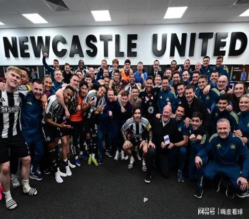 曼聯(lián)夢碎英超冠軍，卡里克短板浮現(xiàn)，兩次倒在同一個地方