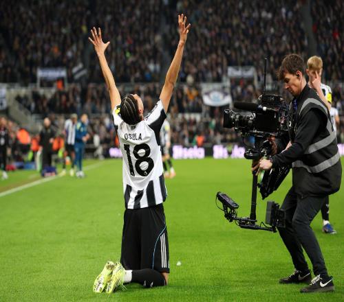 打不掉只剩十人的紐卡老鐵，卡里克需要重新審視曼聯的進攻