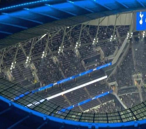 看不下去，13落后于水晶宮后大量熱刺球迷離場