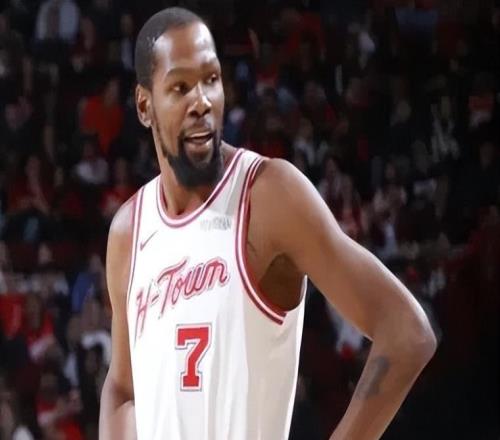 惜敗勇士4人成罪魁禍?zhǔn)祝《盘m特關(guān)鍵球迷失，2鋒線(xiàn)狂鐵，申京起伏