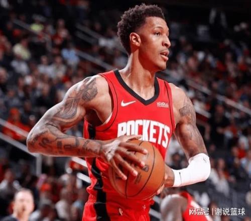 火箭負殘陣勇士烏帥背大鍋，一先發8連鐵+5失誤，兩替補無力回天