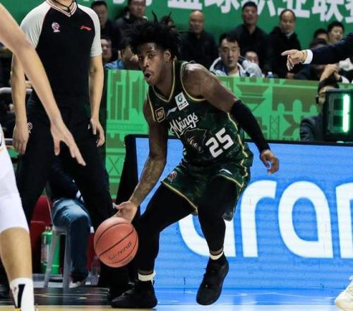 北京鎖定超級(jí)外援！單場43+9雙能衛(wèi)有望加盟，許利民盼來救星