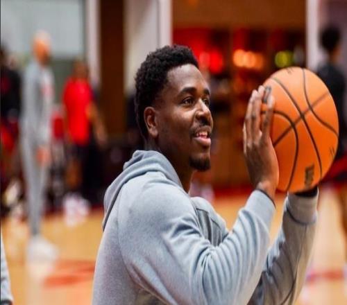 火箭不敵勇士，烏度卡再變陣！8人輪換打加時，4位替補(bǔ)同時遭棄用