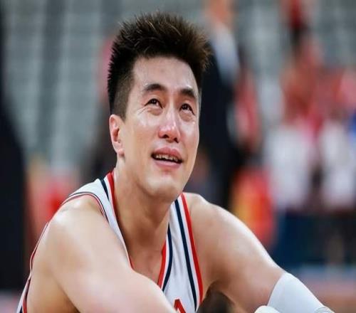 廣州戰(zhàn)勝山東卻迎噩耗：郭艾倫重傷離場，昔日第一控衛(wèi)該退役了