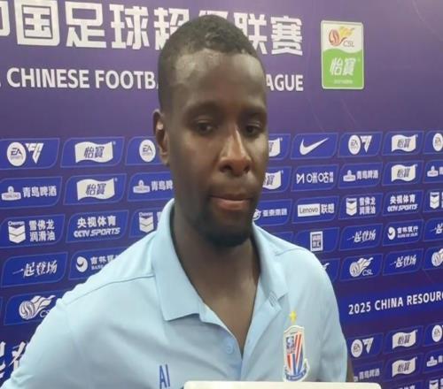 阿馬杜：我剛復出斯盧茨基就讓我首發，我不同意導致關系惡化