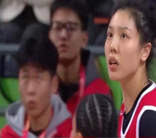 女籃兩連勝我卻開心不起來！青黃不接的后衛線，宮魯鳴也無計可施