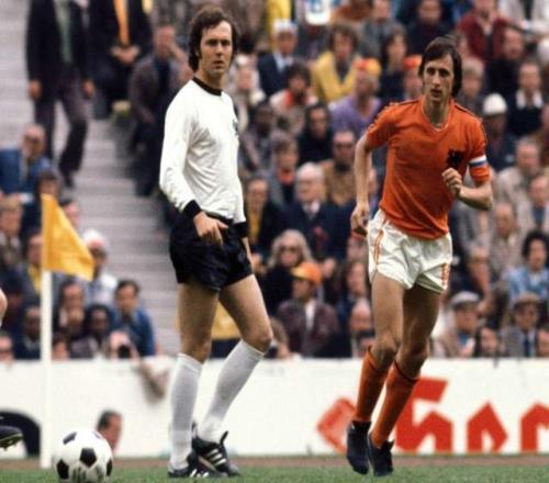 從貝肯鮑爾挨巴掌，到國際米蘭伸援手，拜仁的崛起有運氣也有義氣