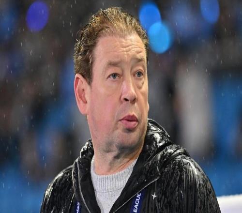 阿馬杜炮轟斯盧茨基：關系破裂互相不說話！想踢球就必須離開申花