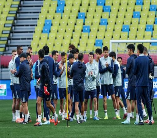 深圳新鵬城周五中超新賽季首秀戰(zhàn)蓉城，有望五外援首發(fā)