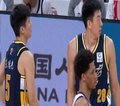 恭喜廣東隊！朱芳雨正式發聲，杜鋒要換掉薩林杰了！