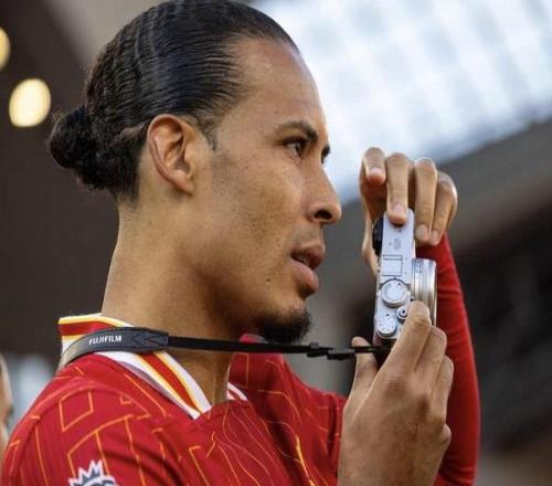 范戴克和拉莫斯，誰更接近歷史第一中衛標準